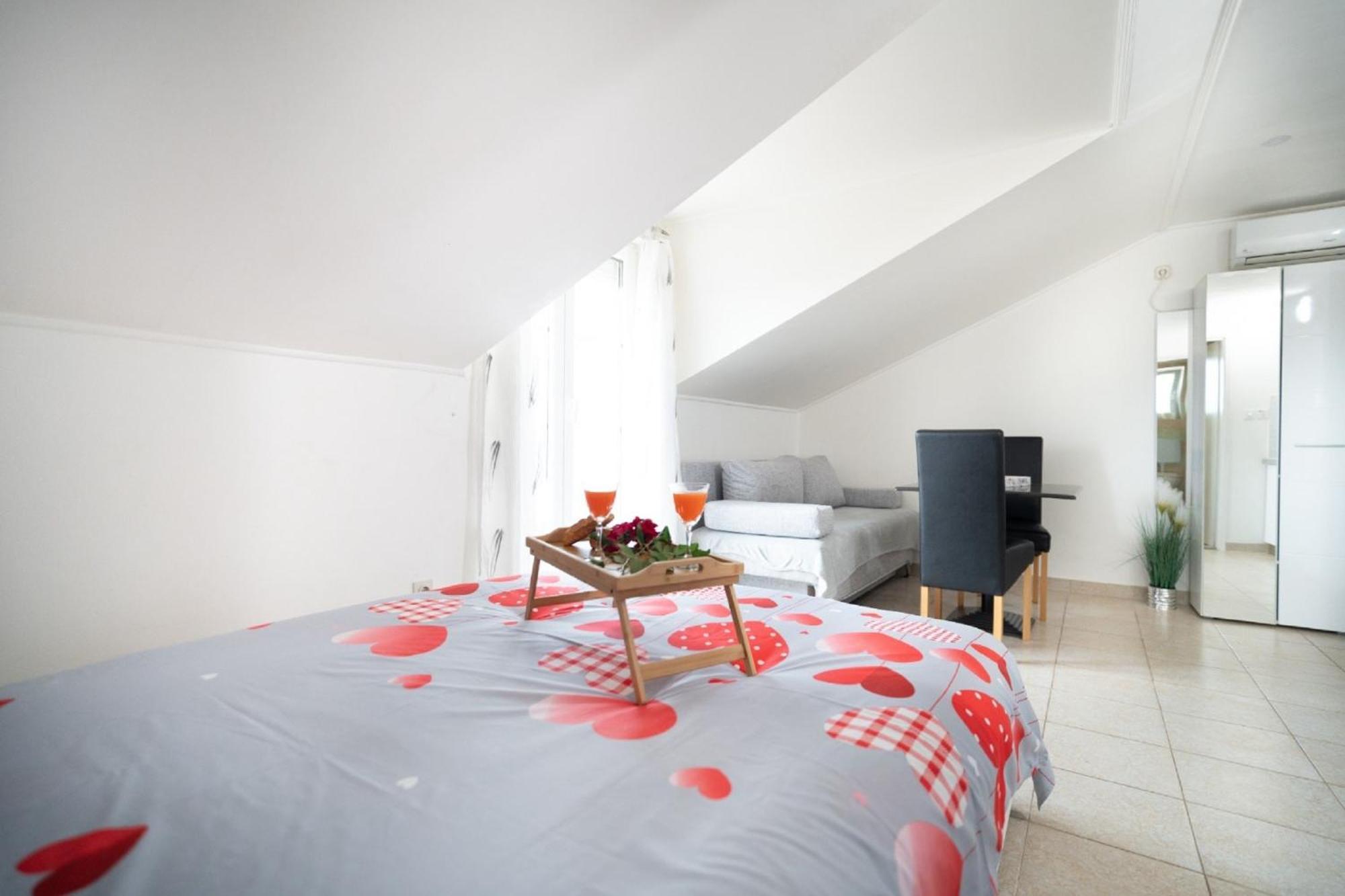 Apartments Milic Gornji Karin Ngoại thất bức ảnh